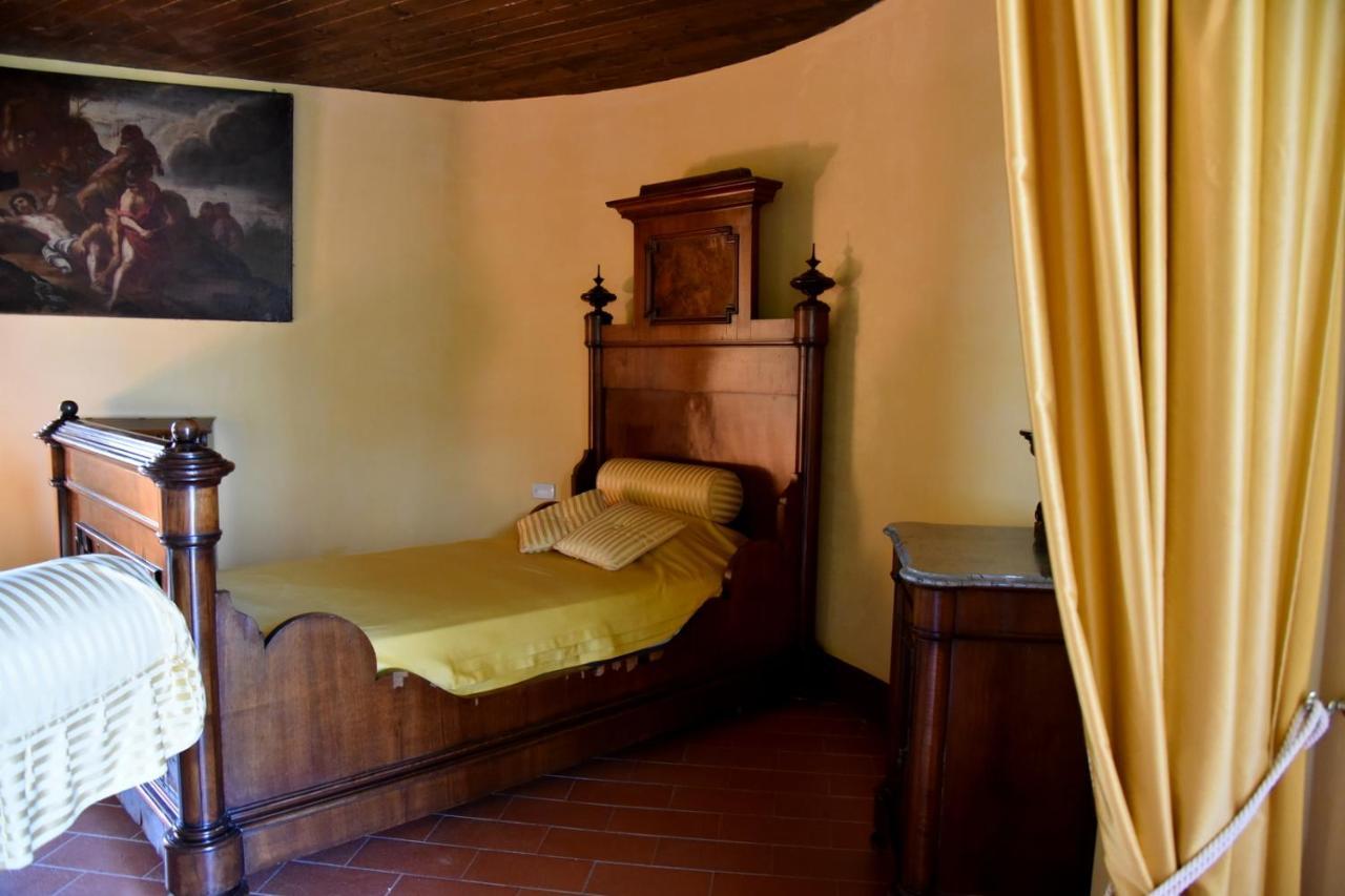 Il Castello Dei Principi Sanseverino Viggianello Exteriör bild